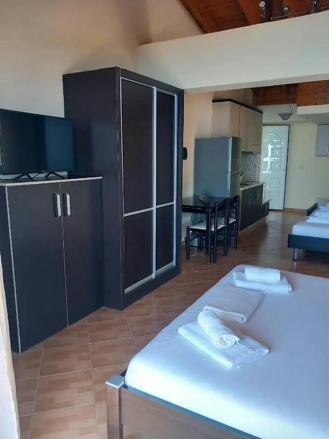 Kofina Apartments Borsh