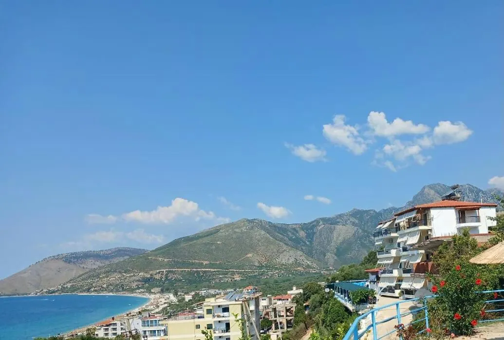 Kofina Apartments Borsh